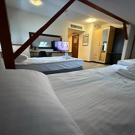 Magiczna Farma Hotel Obiady Maka I Magia Zambrow Εξωτερικό φωτογραφία