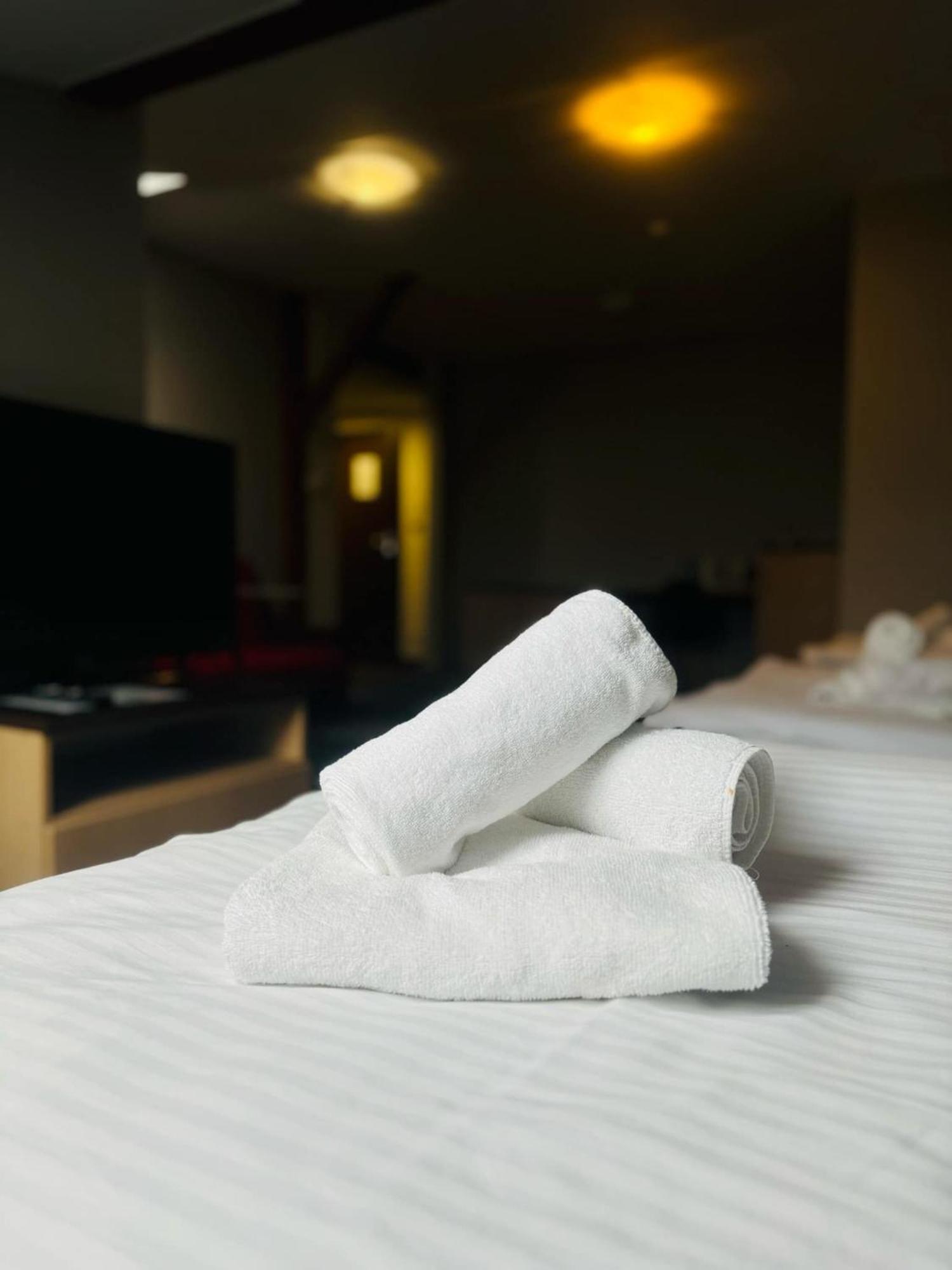 Magiczna Farma Hotel Obiady Maka I Magia Zambrow Εξωτερικό φωτογραφία